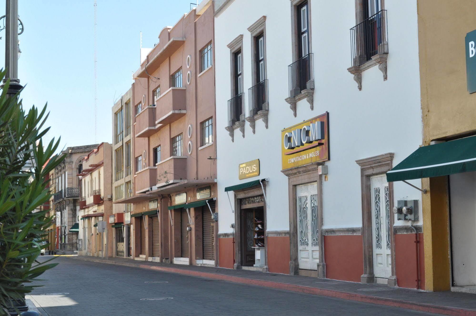 Hotel San Carlos Irapuato Exterior foto